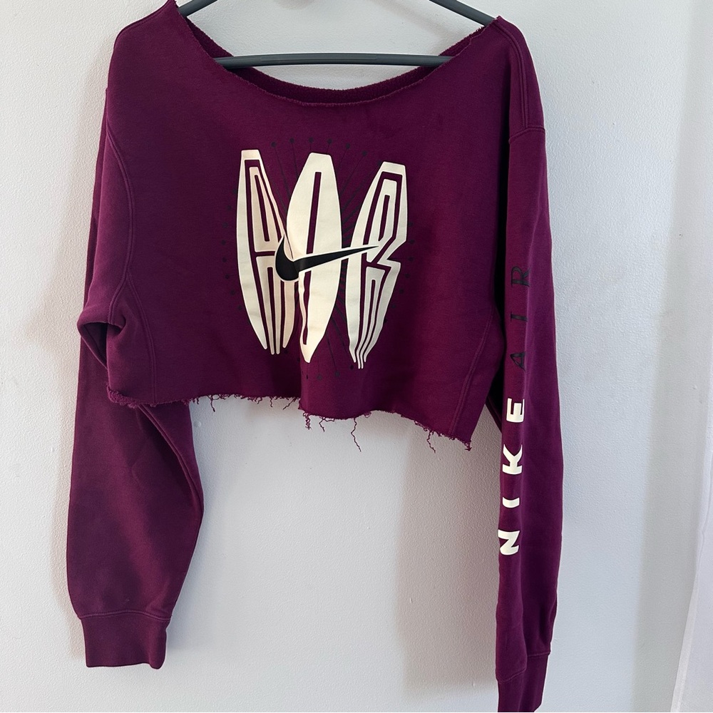 Nike Burgundy Cropped Sweatshirt